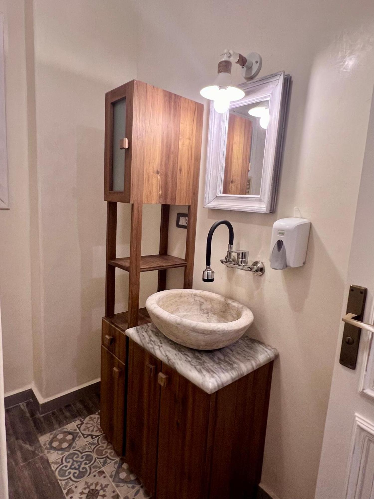 Ma Maison Gleem, Alexandria Luaran gambar